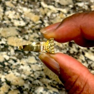 Get this ring for the special someone in your life. Trust me she’ll love it.